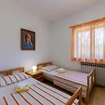 Apartments Pino