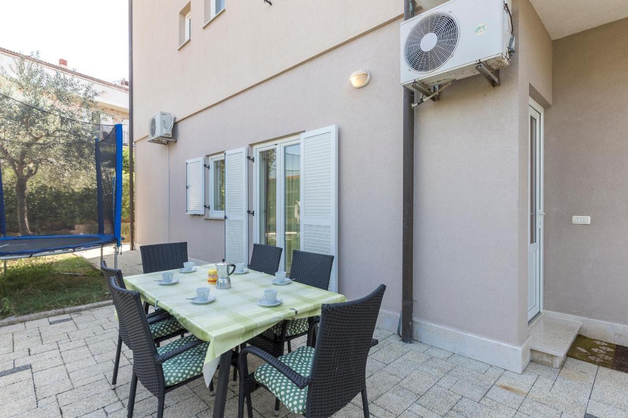 Pino Apartment *