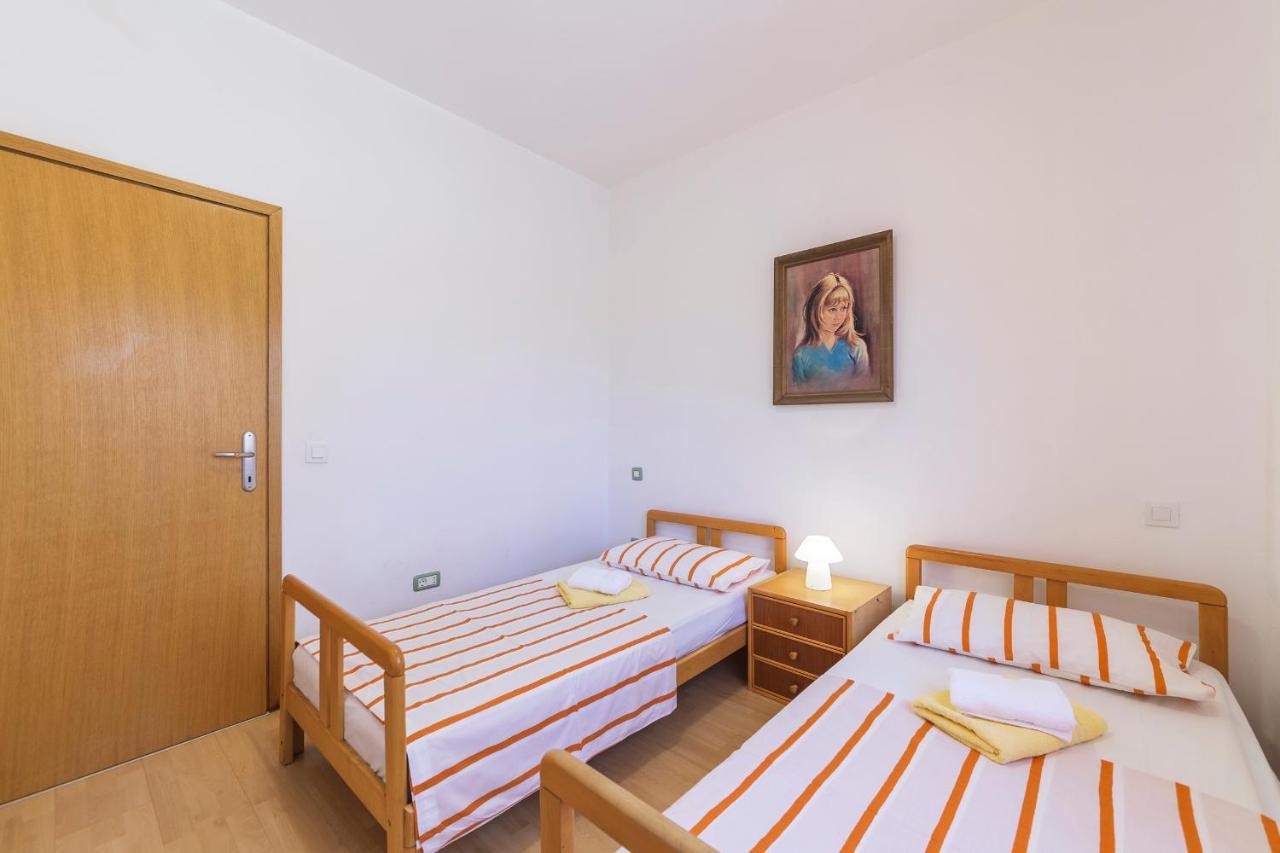 Apartman Pino *